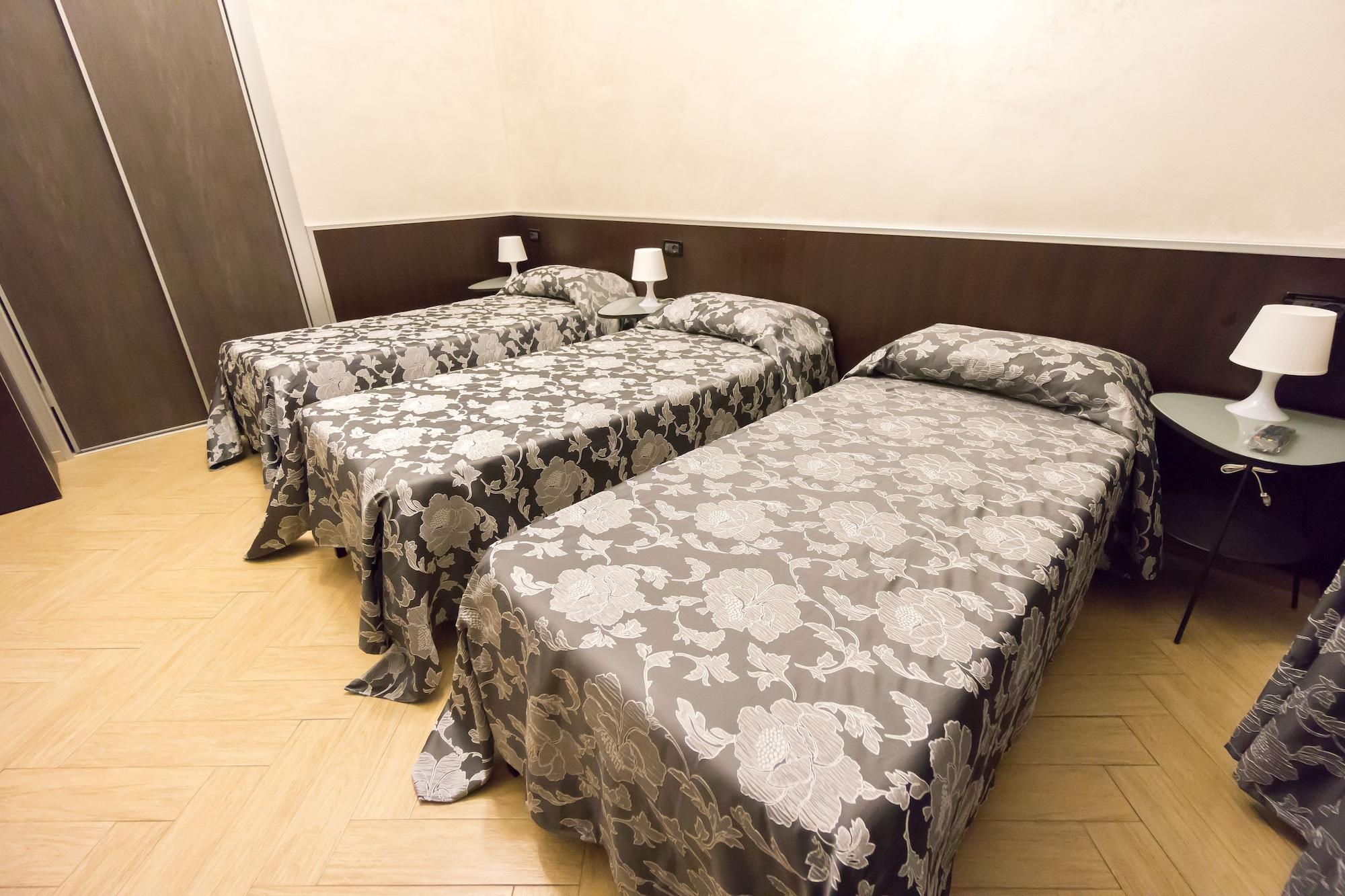 Hostal Funny Palace *